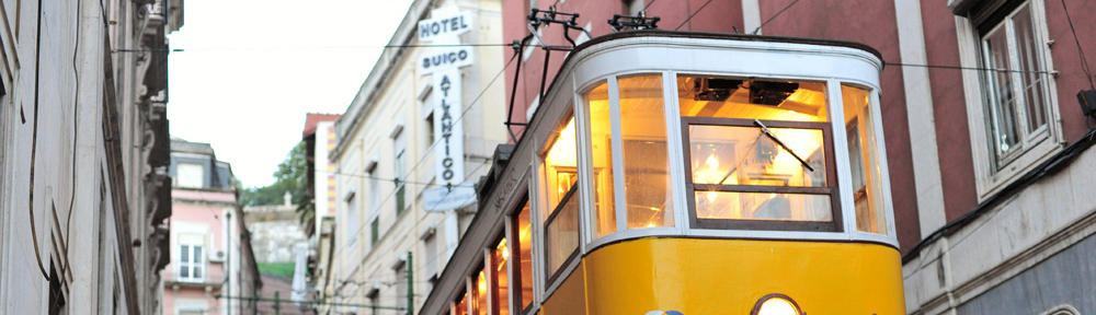 Vintage San Francisco trolley